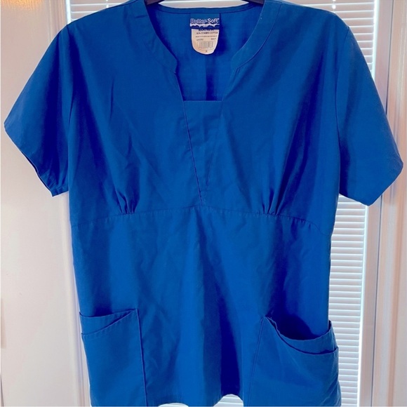 Women’s Scrubs PANTS & TOPS - Plus Sizes
$5 Each - Picture 11 of 13